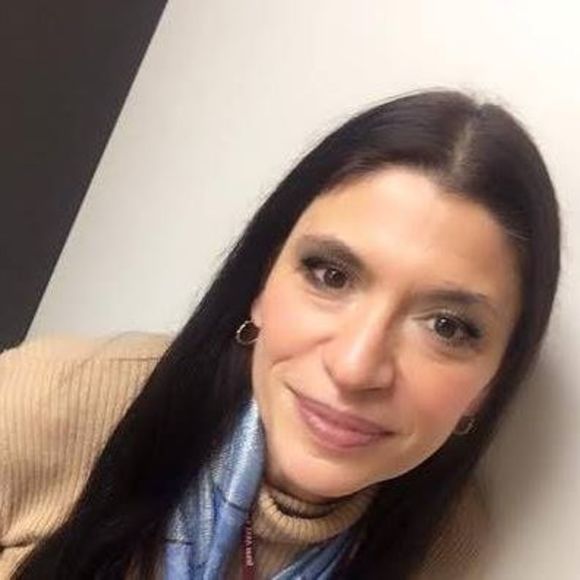 Meet your Posher, Paula - Picture 1 of 1